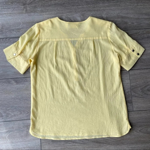 Chico’s Baby Yellow Soft Cotton  V Neck Blouse - Picture 10 of 13